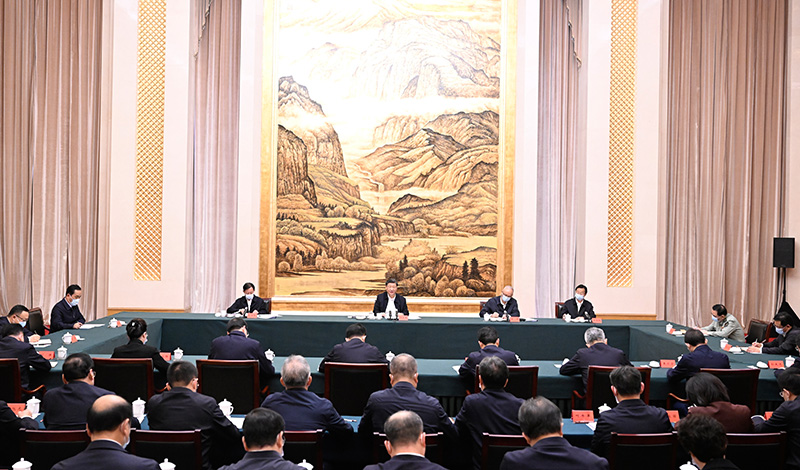 5月17日上午，中共中央總書記、國家主席、中央軍委主席習(xí)近平在陜西西安主持中國－中亞峰會前夕，專門聽取陜西省委和省政府工作匯報(bào)，發(fā)表了重要講話。